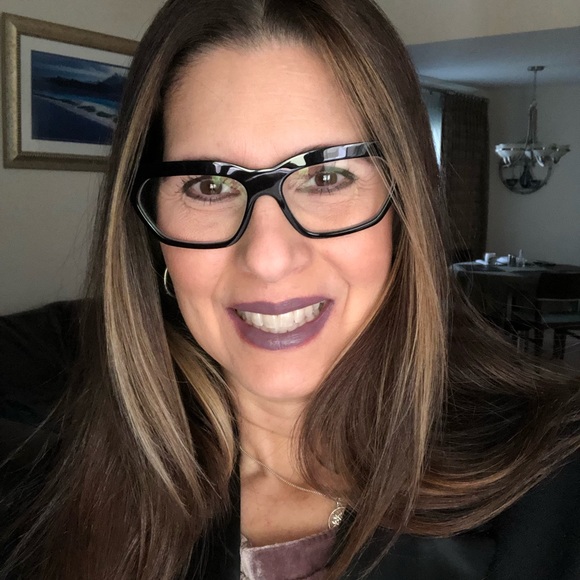 Meet your Posher, Maria - Picture 1 of 1